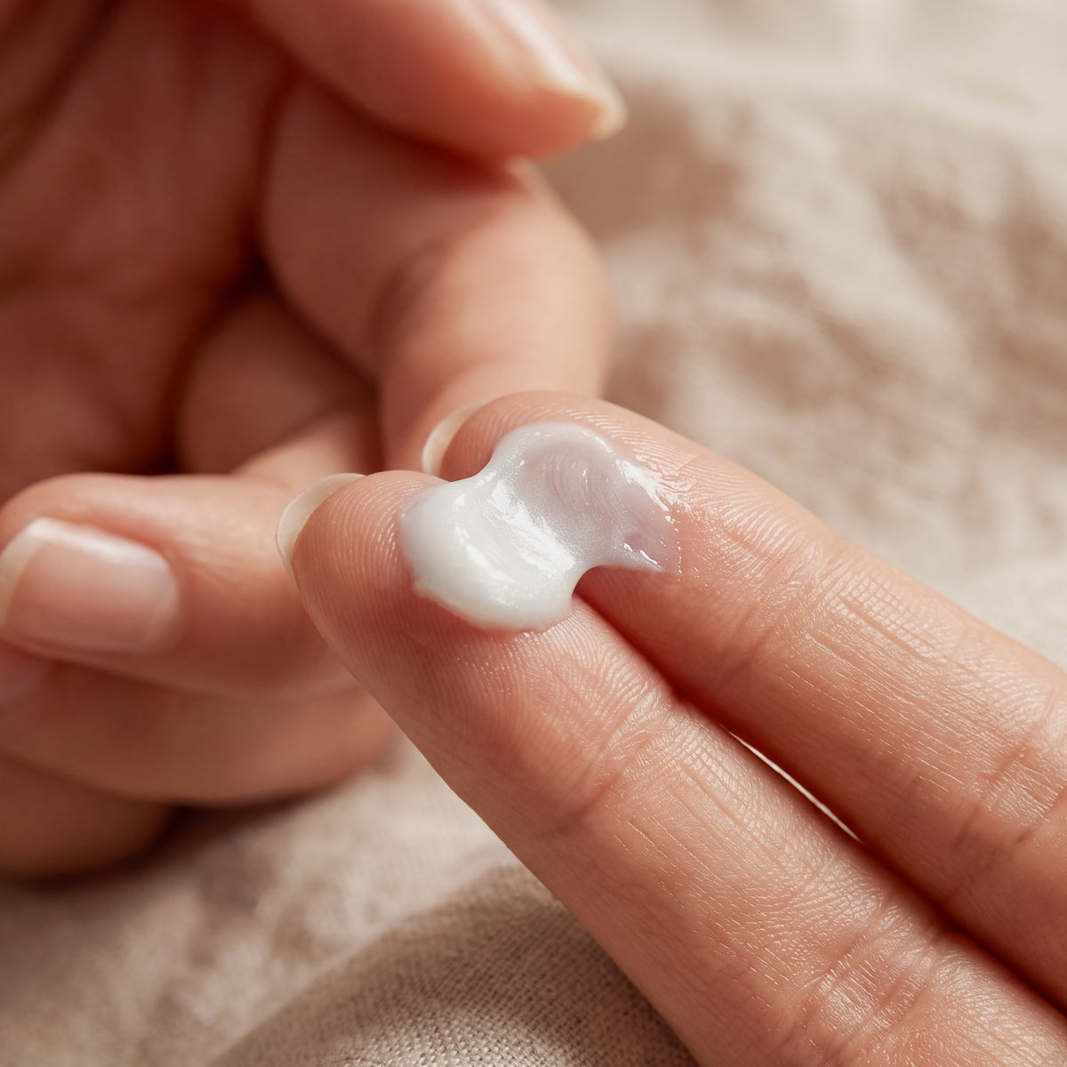 Pearl White Coconut Crème